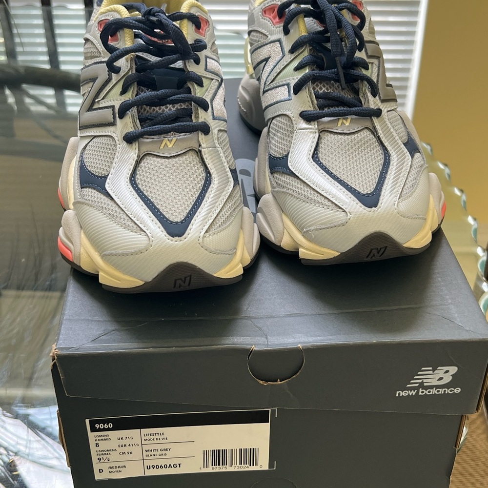New Balance 9060 Sneakers in Gray and Navy with Red Accents